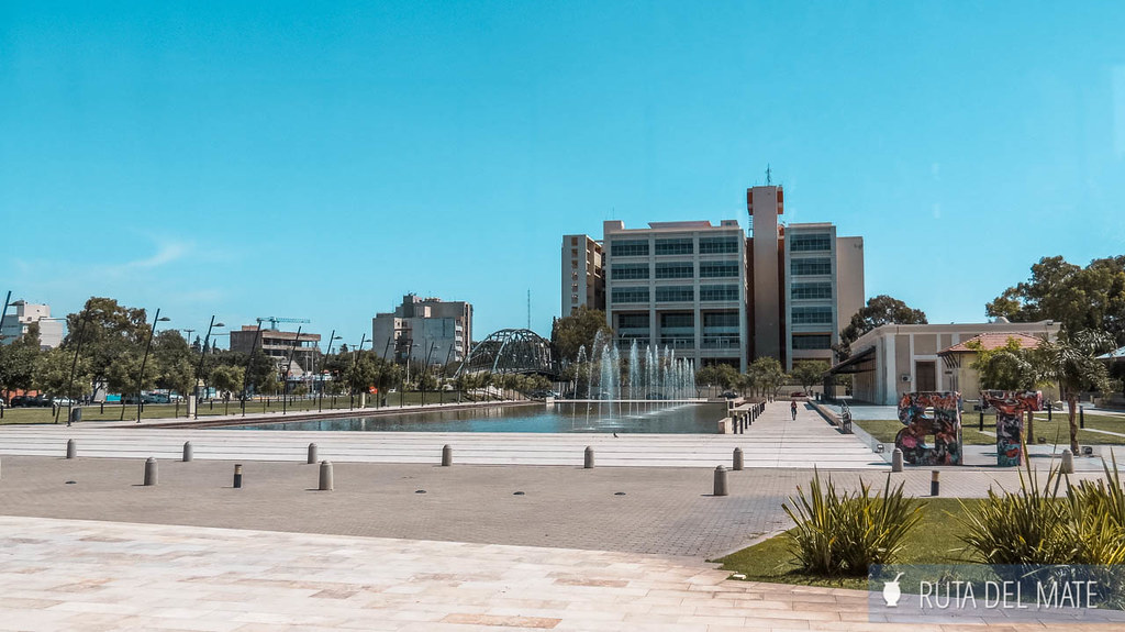 Plaza del Bicentenario y Centro Cívico San Juan