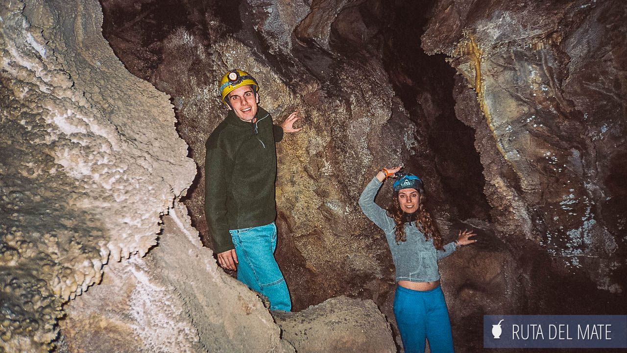 14 things to do in San Rafael Mendoza 5 What to do in San Rafael? Juan and Flor with their helmets while caving in the Cueva de las Brujas.