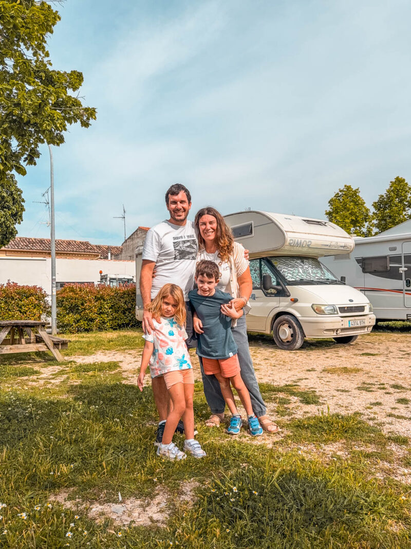 Nosotros 3 Foto Familia Autocaravana Tafalla