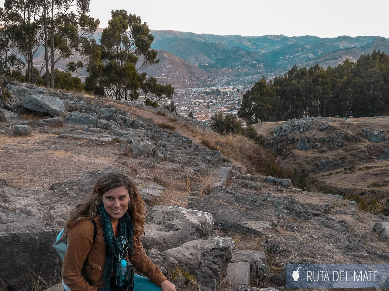 Qué VER en CUSCO en 3 días, la ciudad histórica de Perú 11 Flor en el Complejo Arqueológico Q’enqo